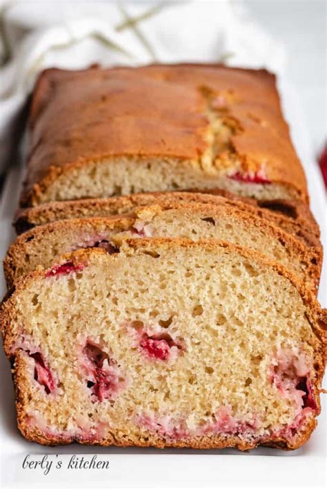 strawberry-nut-bread-recipe-berlys-kitchen image