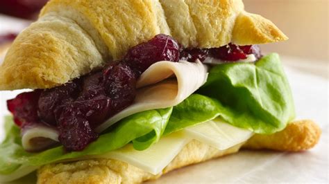 cranberry-turkey-sandwiches-recipe-pillsburycom image