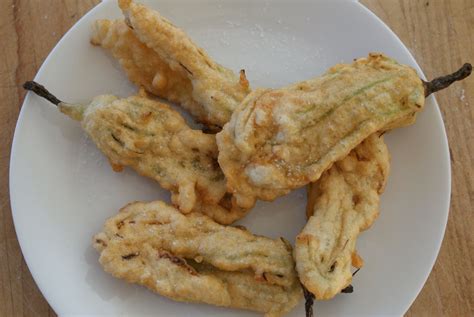 quick-and-easy-recipes-for-zucchini-blossoms-flowers image