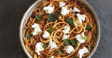 10-best-bucatini-pasta-recipes-yummly image