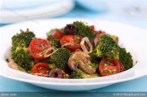 marinated-broccoli-mushroom-and-olive-salad image