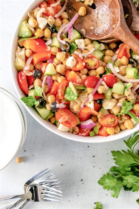 mediterranean-chickpea-feta-salad-happily image