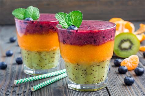 10-easy-and-healthy-smoothie-recipes-made-with-just image