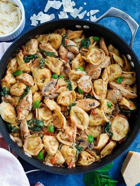 creamy-chicken-tortellini-pasta-cookin-with-mima image