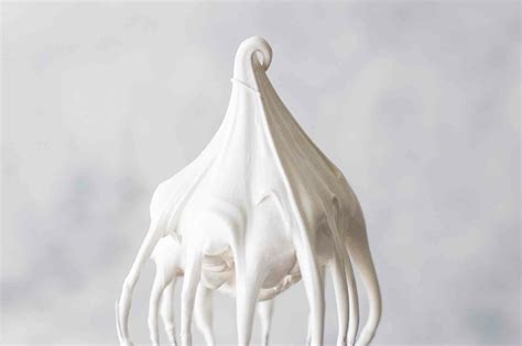 how-to-make-swiss-meringue-simply image