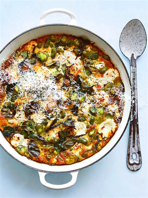 spinach-and-feta-frittata-donna-hay image