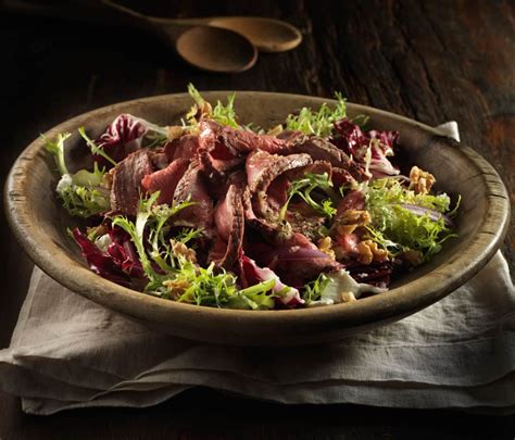 beef-salad-with-horseradish-vinaigrette-thinkbeef image