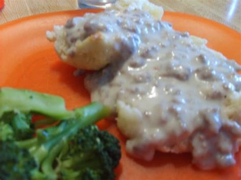 cat-head-biscuits-with-sawmill-gravy-recipe-foodcom image