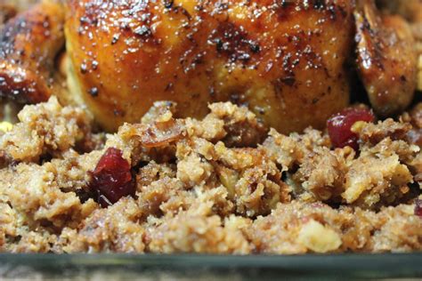 cranberry-apple-bread-stuffing-i-heart image