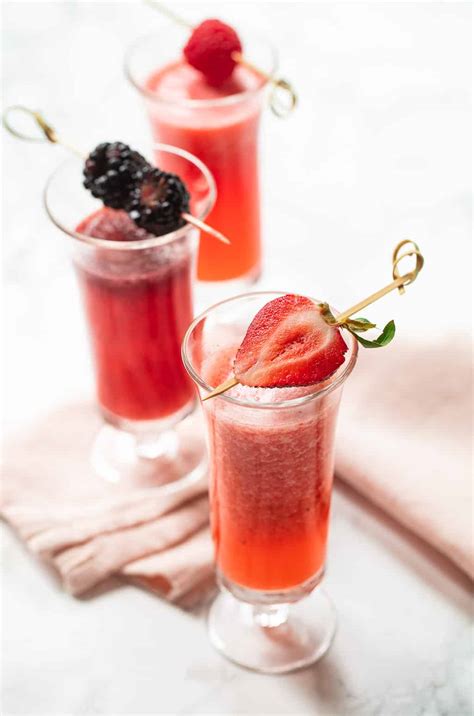 party-prosecco-cocktails-with-summer-berries image