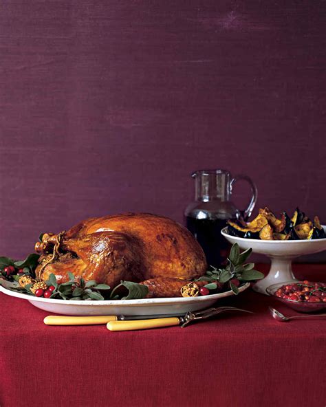 how-to-roast-a-turkey-martha-stewart image