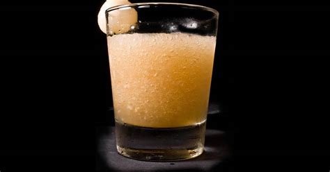 10-best-lychee-liquor-cocktail image