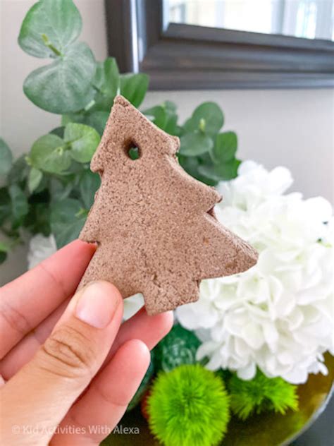 the-best-homemade-cinnamon-ornaments image