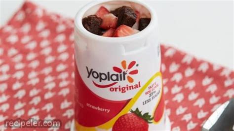 double-berry-brownie-yogurt-cup-recipeler image