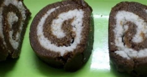 10-best-swiss-roll-flavors-recipes-yummly image