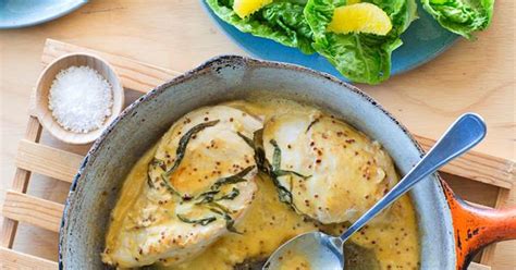 chicken-with-tarragon-and-white-wine-sauce-food-to image