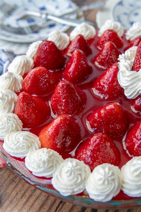 best-no-bake-strawberry-cheesecake-easy image