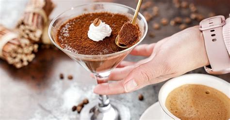 no-bake-chocolate-espresso-panna-cotta image