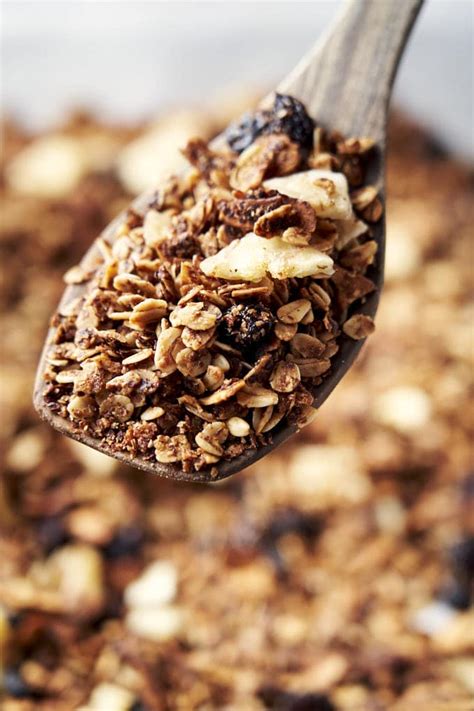 nut-free-granola-recipe-easy-and-crunchy-the-worktop image