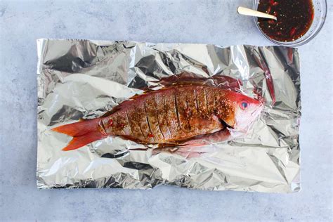 thai-baked-whole-fish-in-garlic-chile-sauce image