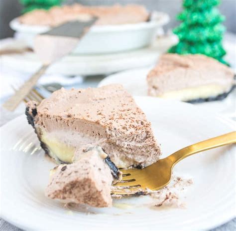 chocolate-eggnog-cream-pie-the-itsy-bitsy-kitchen image