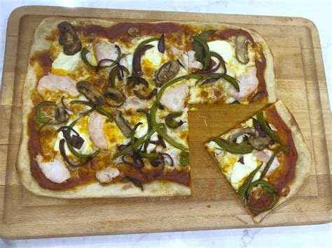 low-calorie-high-protein-pizza-recipe-crust-kingdom image