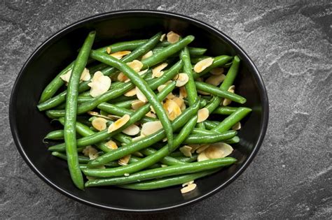 how-to-lose-weight-by-eating-green-beans-livestrong image