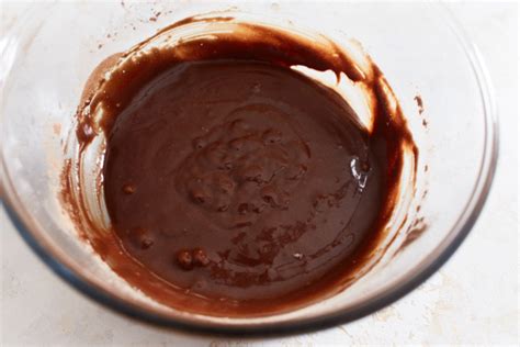 how-to-make-air-fryer-chocolate-cake-6-inch-cake image