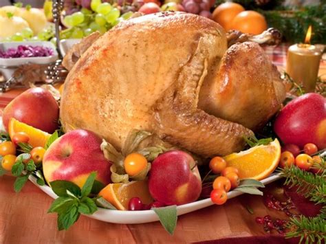 make-the-best-turkey-with-this-amazing-apple-brine image