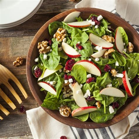 20-best-spinach-salad-recipes-wed-love-to-have-for-lunch image