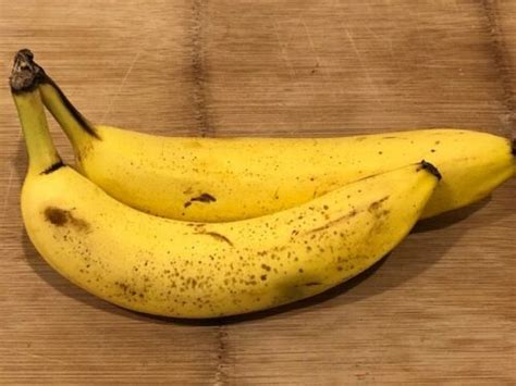 2-banana-bread-recipe-banana-bread-with-2-bananas image