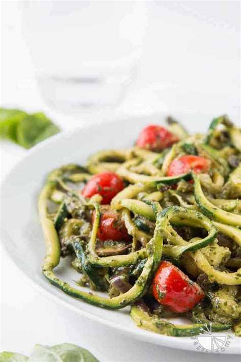 pesto-zucchini-spaghetti-recipe-zoodles-vegetarian image