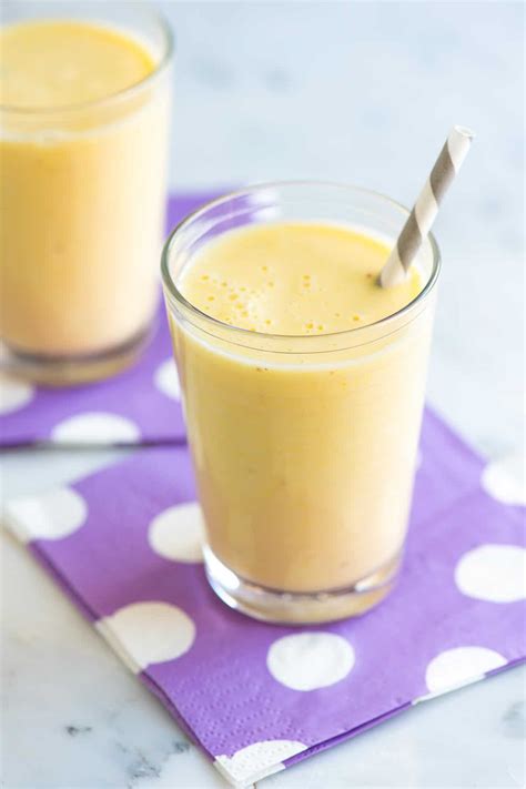 easy-5-minute-banana-smoothie-inspired-taste image