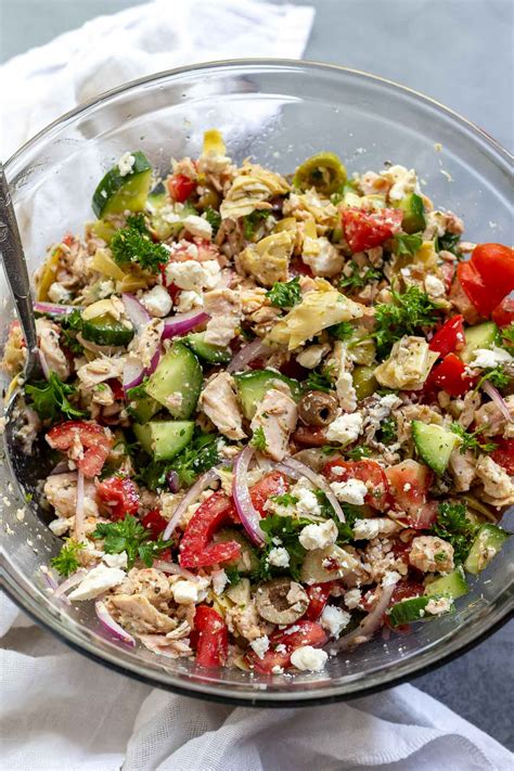 mediterranean-tuna-salad-no-mayo-wonkywonderful image