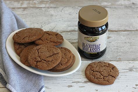 blackstrap-molasses-cookies-golden-barrel image