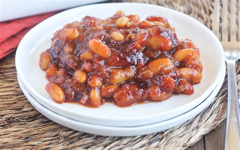 barbecued-white-beans-with-caramelized-onions-bean image