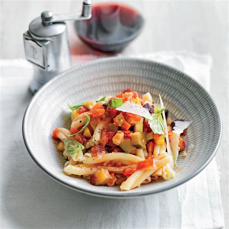 pasta-with-chunky-tomato-and-summer-vegetable-sauce image