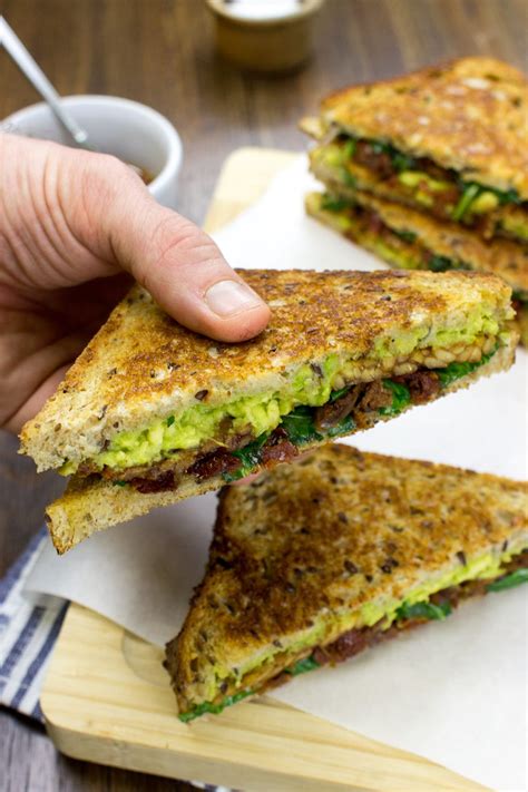 the-best-10-minute-vegan-tempeh-sandwich image