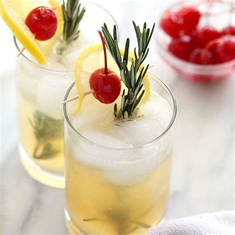 rosemary-vodka-collins-fit-foodie-finds image