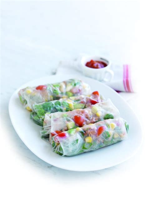 tuna-and-avocado-rice-paper-wraps-healthy-food-guide image