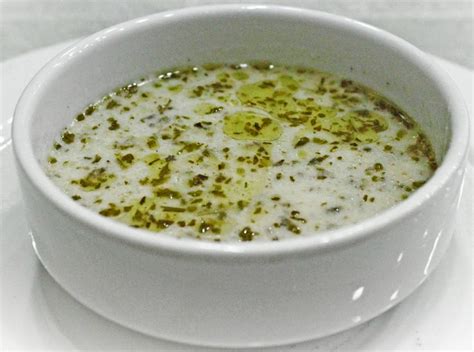 turkish-yogurt-soup-yayla-corbasi image