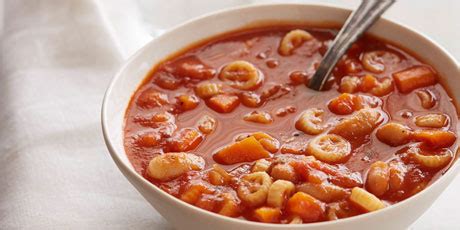 best-quick-and-spicy-tomato-soup image