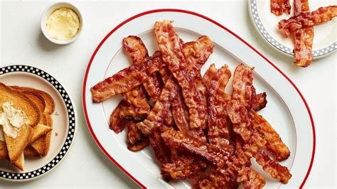 the-diner-trick-to-fast-crispy-bacon-for-a-crowd image