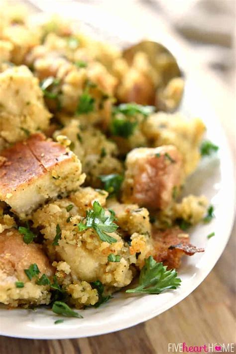 ultimate-cornbread-stuffing-with-garlic-herbs image