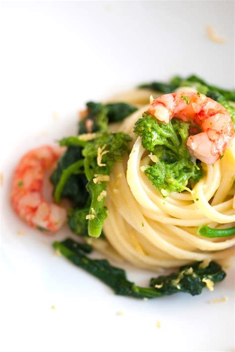 linguine-recipe-with-broccoli-rabe-great-italian-chefs image