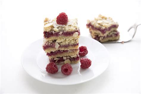 raspberry-almond-shortbread-bars-recipe-swerve image