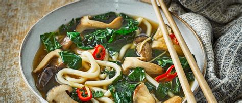 spring-green-udon-noodles-olivemagazine image