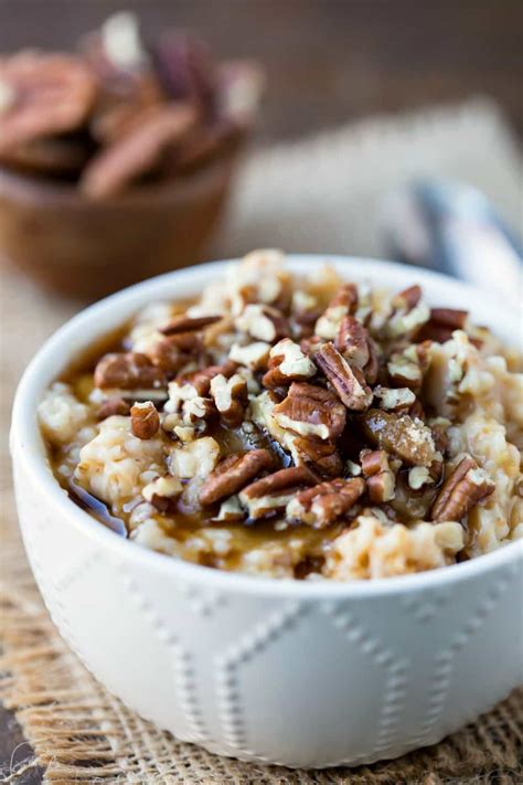 slow-cooker-overnight-pecan-pie-oatmeal-recipe-i image