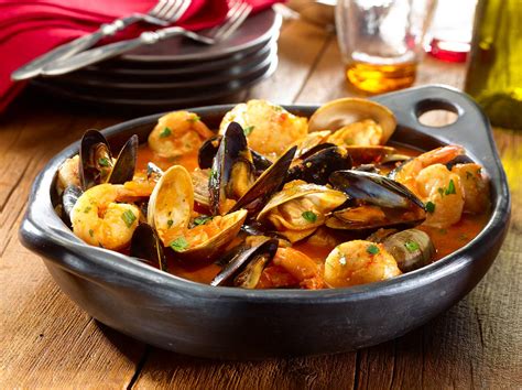 cazuela-de-mariscos-spanish-style-shellfish-stew image
