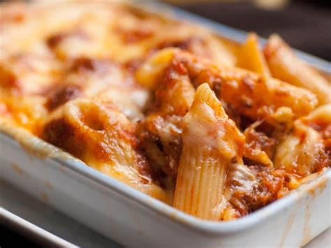 how-to-make-baked-ziti-for-20-people-or-more image
